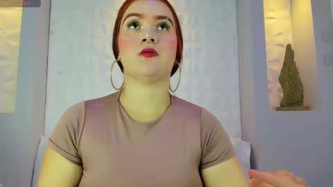 Melanie online show from November 6, 2025, 11:22 am