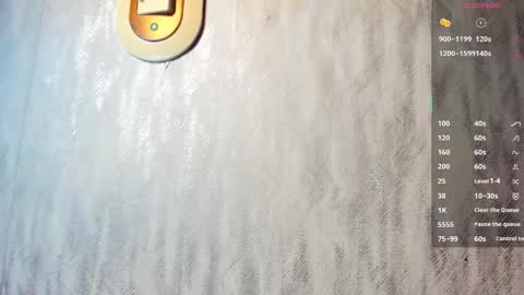 Snapshot of melanierioss_ chatting on April 21, 2026, 1:06 pm online show from April 21, 2026, 1:06 pm