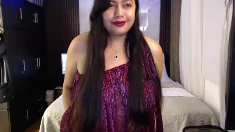 Melanie online show from April 14, 2026, 3:34 am
