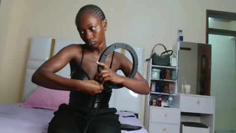 Snapshot of melaninqueen02 chatting on June 8, 2026, 1:55 pm ann online show from June 8, 2026, 1:55 pm