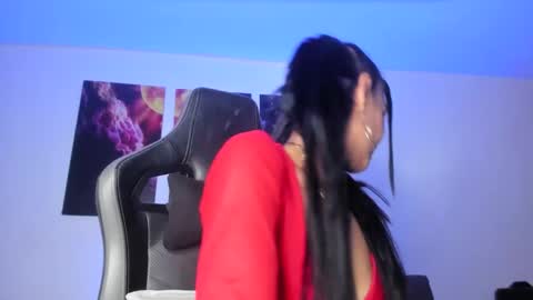 melannia_hills online show from January 19, 2025, 7:15 am