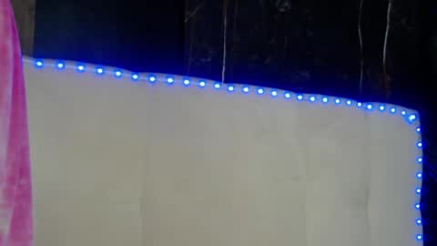 melanniebrown online show from April 6, 2026, 4:46 am