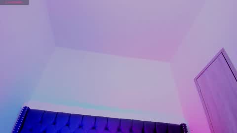 MelanyLuv online show from December 15, 2025, 8:57 pm