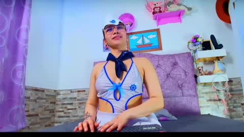 Melanny taylor online show from December 4, 2025, 11:35 pm