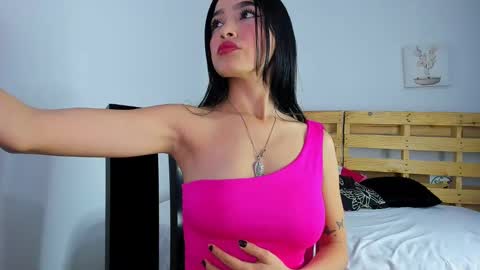 Snapshot of melany_0911 chatting on October 21, 2025, 3:40 am MELODY online show from October 21, 2025, 3:40 am