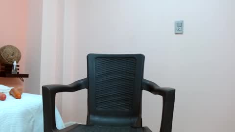 Melany online show from December 7, 2024, 4:03 pm