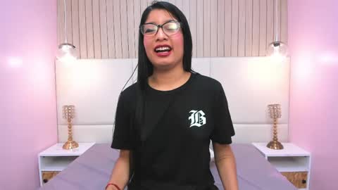 Snapshot of melanywayne_ chatting on April 30, 2026, 5:52 pm Melany online show from April 30, 2026, 5:52 pm