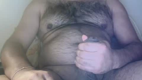 Snapshot of melb887 chatting on December 31, 2024, 12:04 pm melb887 online show from December 31, 2024, 12:04 pm