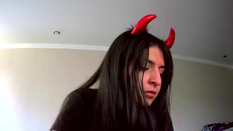 melena_caramel online show from April 14, 2026, 7:14 am