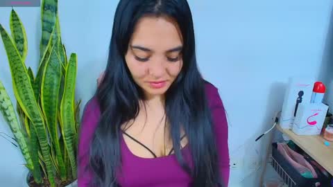    Independent model online show from May 23, 2026, 7:13 am
