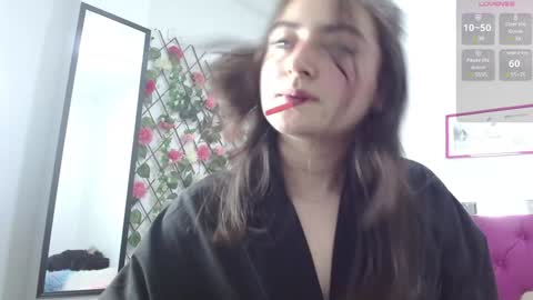 Snapshot of meli_taylorx chatting on January 30, 2025, 12:29 am Azul online show from January 30, 2025, 12:29 am