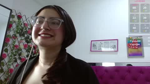 Snapshot of meli_taylorx chatting on February 1, 2025, 12:07 am Azul online show from February 1, 2025, 12:07 am