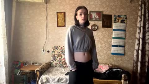 Emily online show from November 16, 2025, 10:21 am