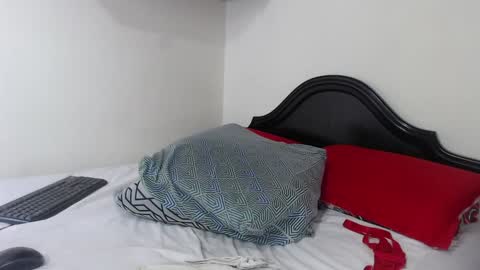 melihotxxx online show from January 5, 2025, 3:22 am