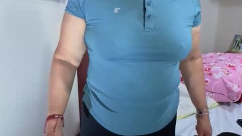 Snapshot of melihotxxx chatting on December 22, 2025, 12:40 am melihotxxx online show from December 22, 2025, 12:40 am