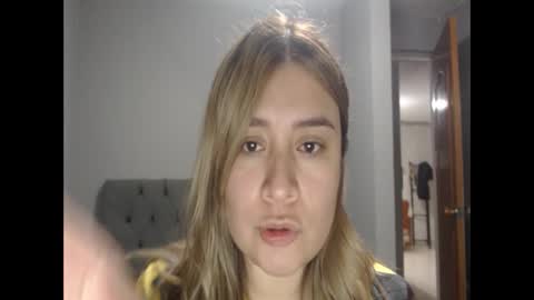 meliinna_xxx online show from November 25, 2025, 2:55 am