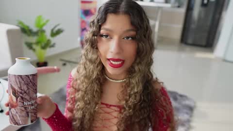 MelinaSmith  online show from February 4, 2025, 9:41 pm