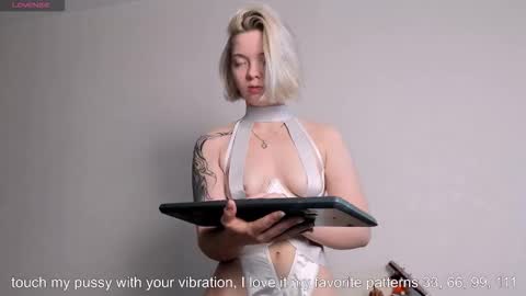 My name is Melina online show from October 25, 2025, 3:47 am