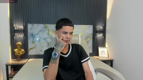 Snapshot of meliodas18_ chatting on October 11, 2025, 2:22 am Meliodas online show from October 11, 2025, 2:22 am