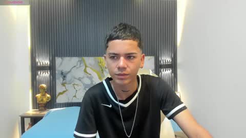 Snapshot of meliodas18_ chatting on October 23, 2025, 3:39 am Meliodas online show from October 23, 2025, 3:39 am