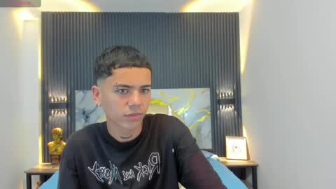 Snapshot of meliodas18_ chatting on October 25, 2025, 3:14 am Meliodas online show from October 25, 2025, 3:14 am