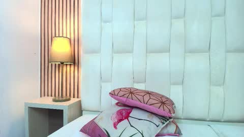 Melissa online show from September 15, 2025, 11:43 am