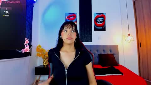 Melissa SC online show from October 7, 2025, 8:39 pm