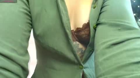 MELISSA  online show from January 14, 2026, 2:23 pm