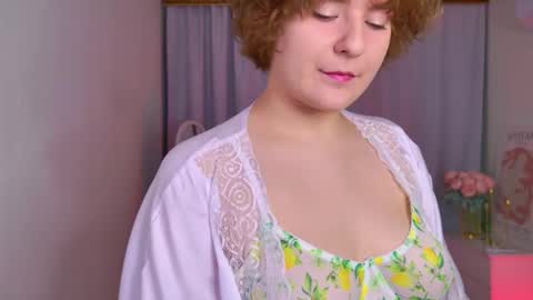 Melissa online show from December 4, 2025, 6:12 am