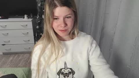 Melissa  Ray online show from January 24, 2025, 8:22 pm