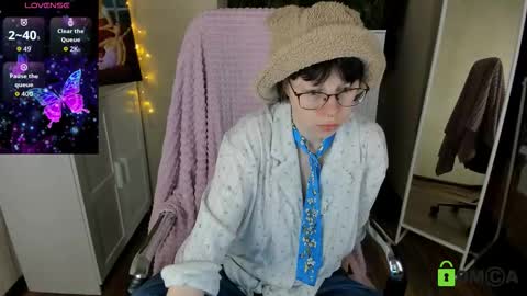 Melissa online show from October 3, 2025, 9:34 pm