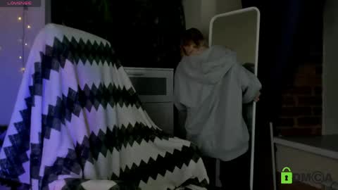 Melissa online show from April 16, 2026, 8:31 pm