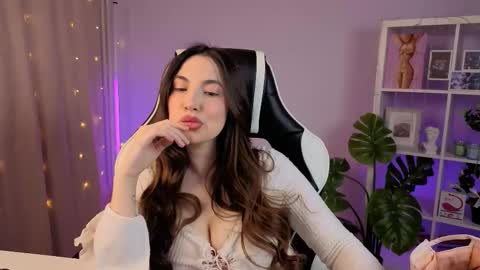 Melissa online show from February 15, 2026, 7:51 am