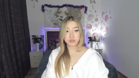 Snapshot of melissalorens chatting on December 9, 2024, 6:46 pm Melissa online show from December 9, 2024, 6:46 pm