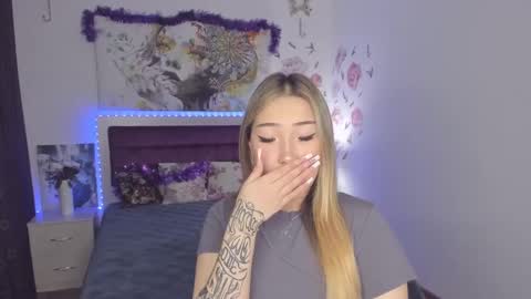 Snapshot of melissalorens chatting on December 13, 2024, 4:27 pm Melissa online show from December 13, 2024, 4:27 pm