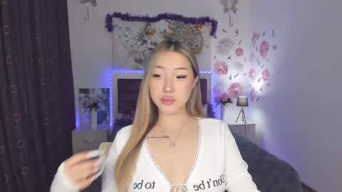 Snapshot of melissalorens chatting on December 22, 2024, 2:16 pm Melissa online show from December 22, 2024, 2:16 pm