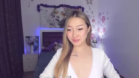 Snapshot of melissalorens chatting on December 22, 2024, 5:21 pm Melissa online show from December 22, 2024, 5:21 pm