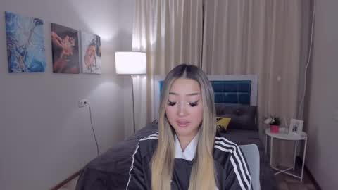 Snapshot of melissalorens chatting on February 7, 2025, 10:20 pm Melissa online show from February 7, 2025, 10:20 pm