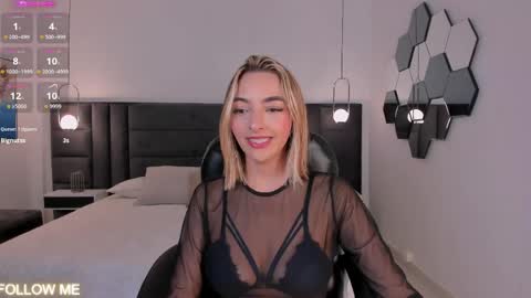Snapshot of melissamoore_ chatting on May 27, 2026, 9:39 am Call me Meli online show from May 27, 2026, 9:39 am