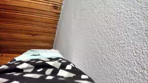 Ariana online show from November 17, 2025, 12:11 pm