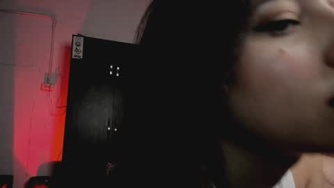 Snapshot of melissaxrose chatting on May 6, 2026, 11:10 pm melissa rose online show from May 6, 2026, 11:10 pm