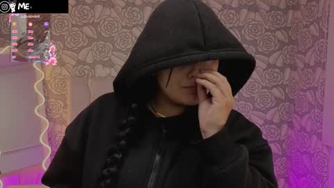 Mellani  online show from October 1, 2025, 3:12 am