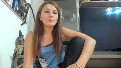 Snapshot of mellbell_ chatting on October 20, 2025, 6:08 pm MellyMell online show from October 20, 2025, 6:08 pm