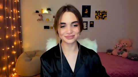 Tessa online show from December 9, 2024, 11:03 pm