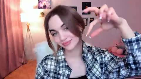 Tessa online show from February 25, 2025, 9:46 pm