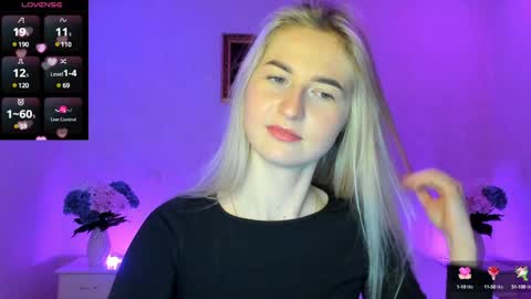 Mellina online show from December 12, 2024, 11:47 pm
