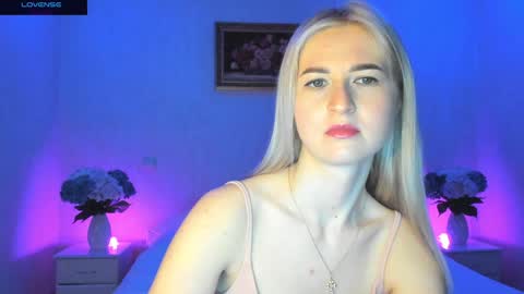 Mellina online show from December 24, 2024, 11:22 pm