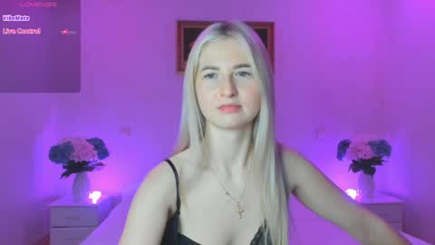 Mellina online show from January 4, 2025, 1:31 am