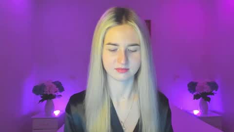 Mellina online show from February 20, 2025, 10:26 pm