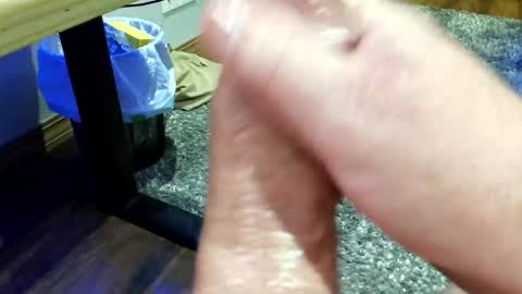 mellomike online show from April 10, 2026, 6:34 pm